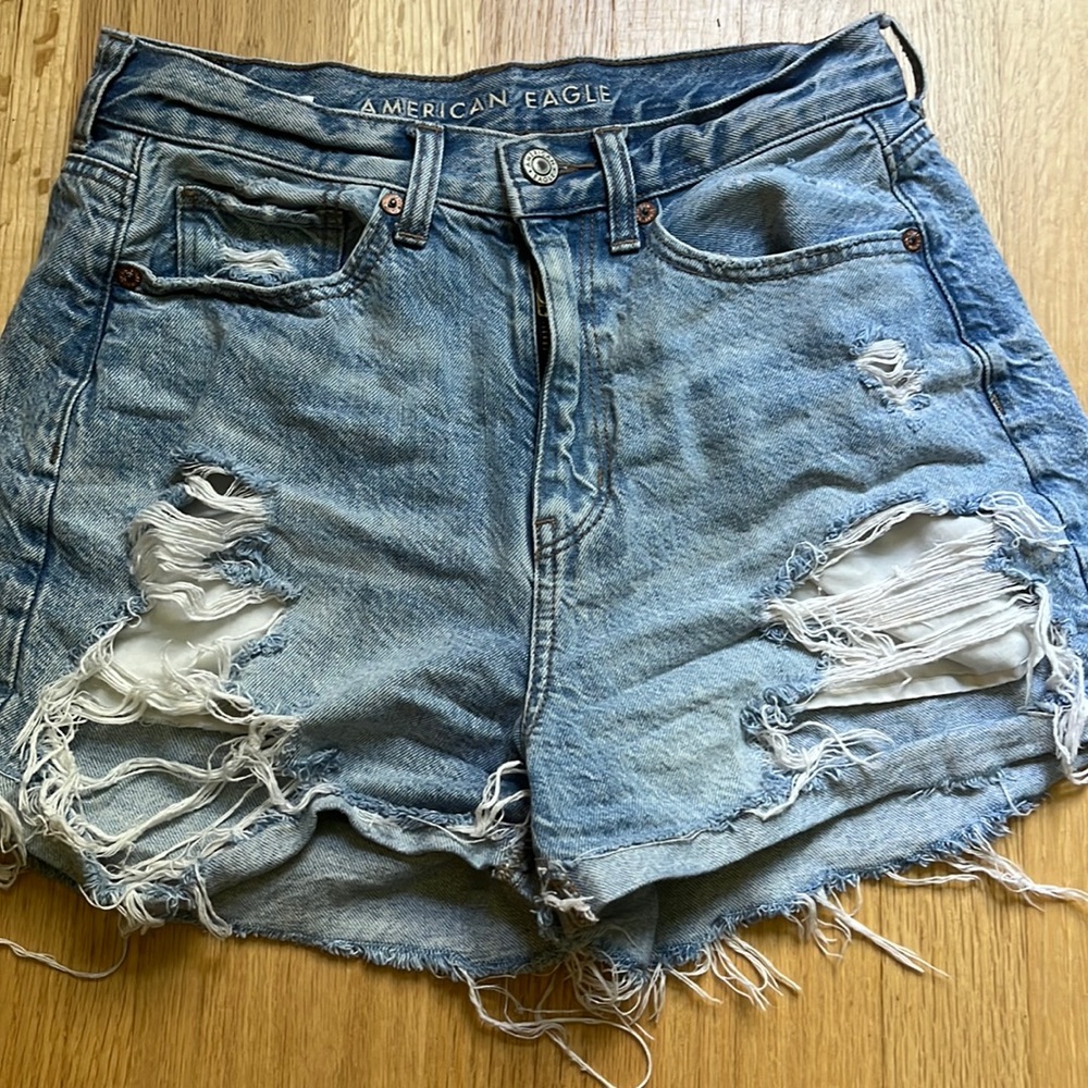 american eagle ripped jean shorts
